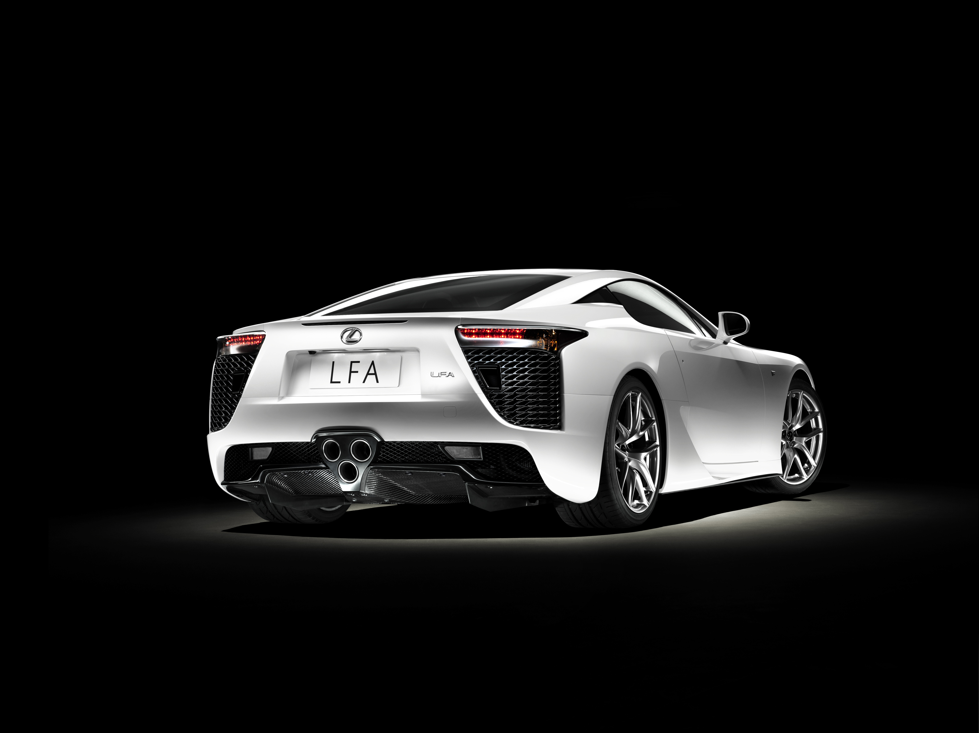 Lexus Debuts LFA