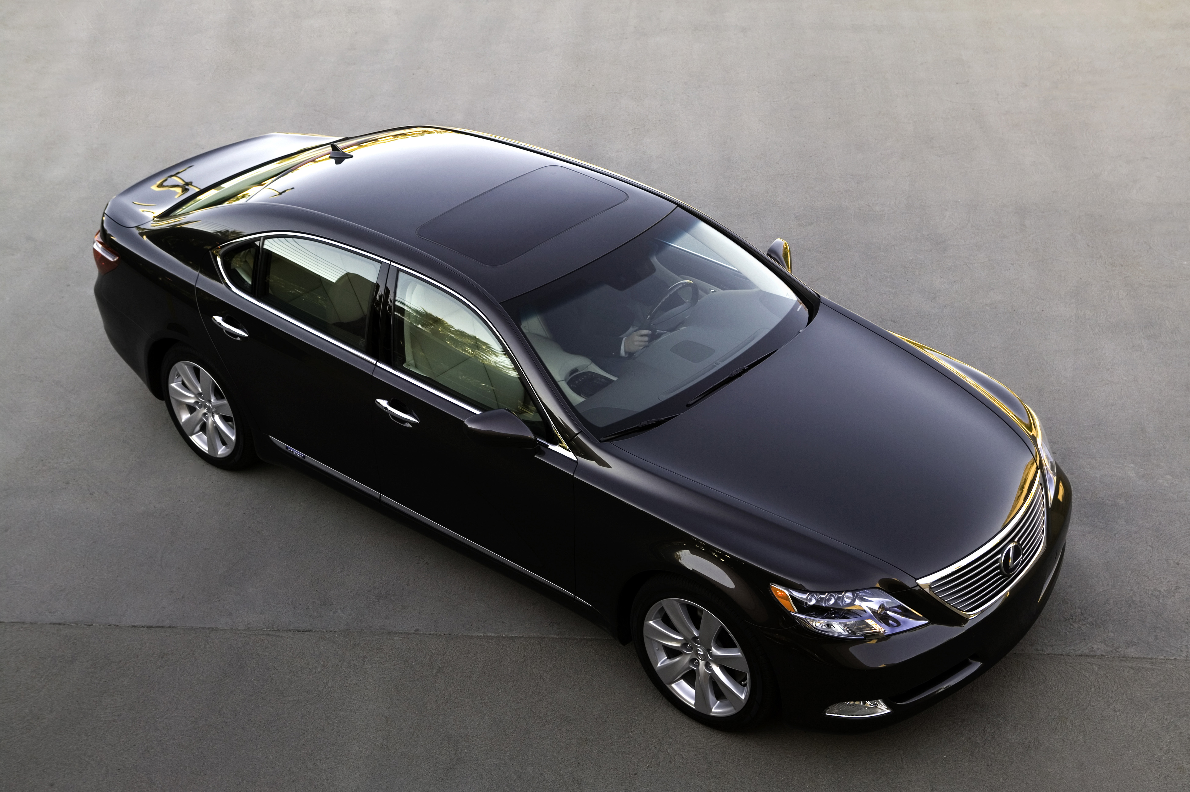 2008 Lexus LS 600h