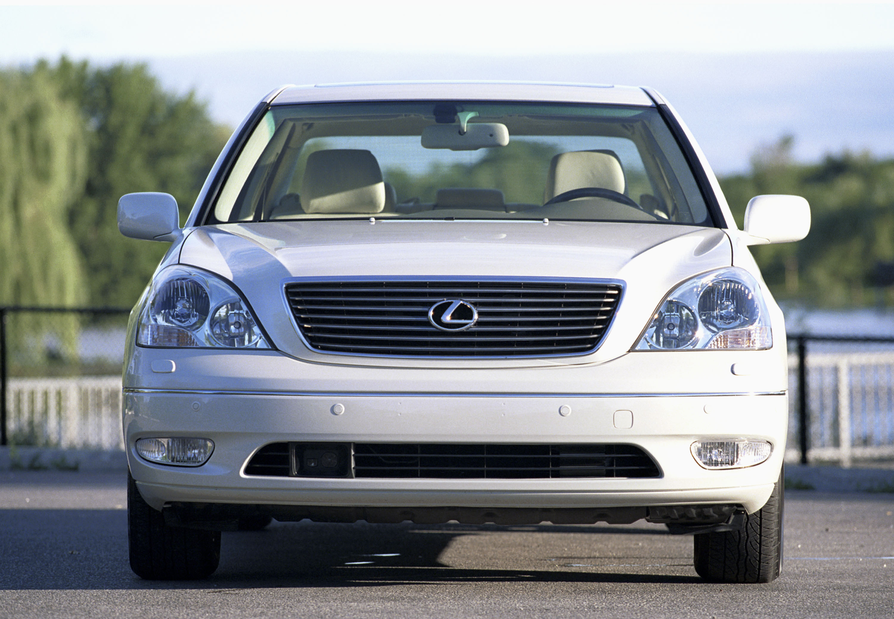 2001 Lexus LS 430