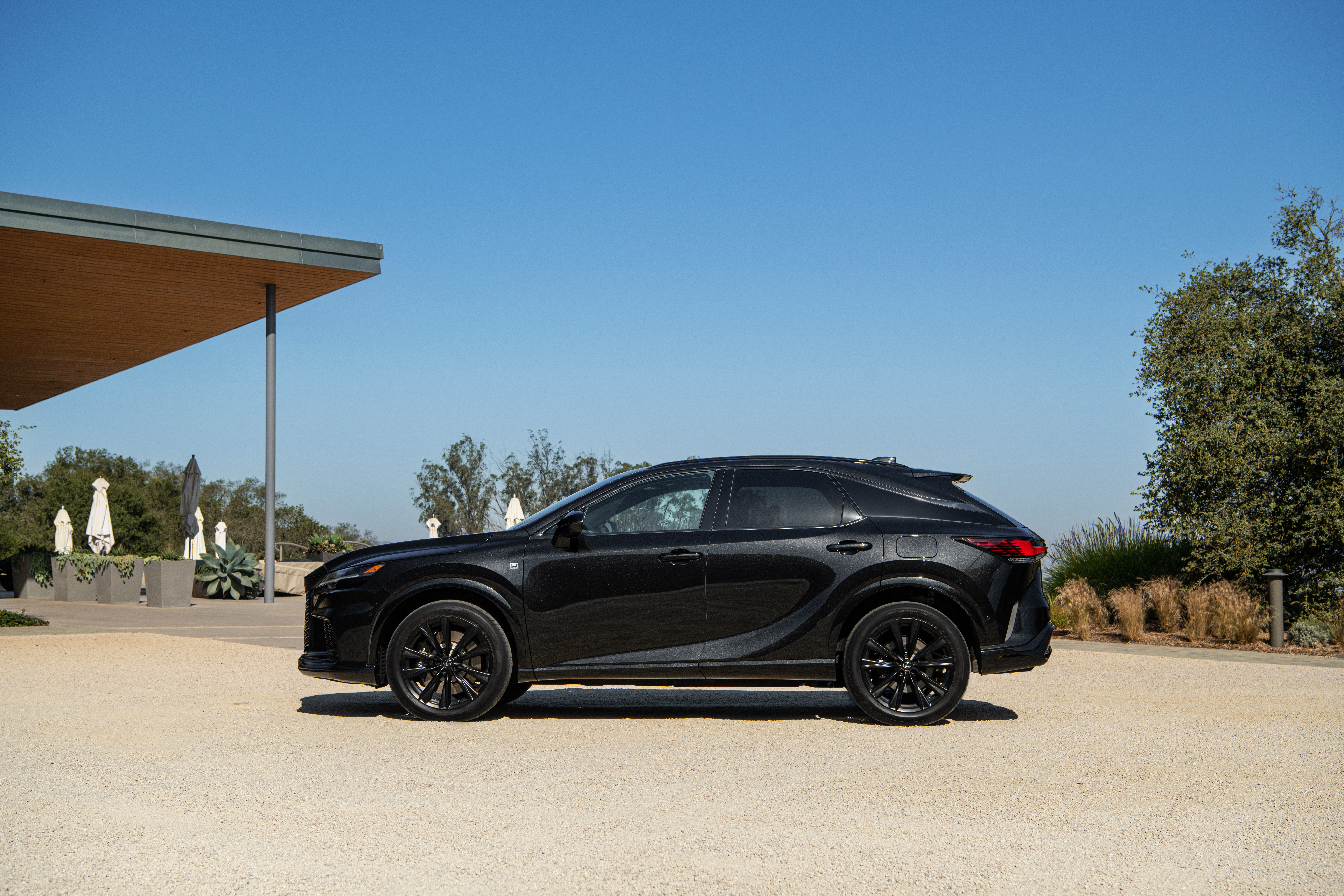 2023-2025 Lexus RX 500h
